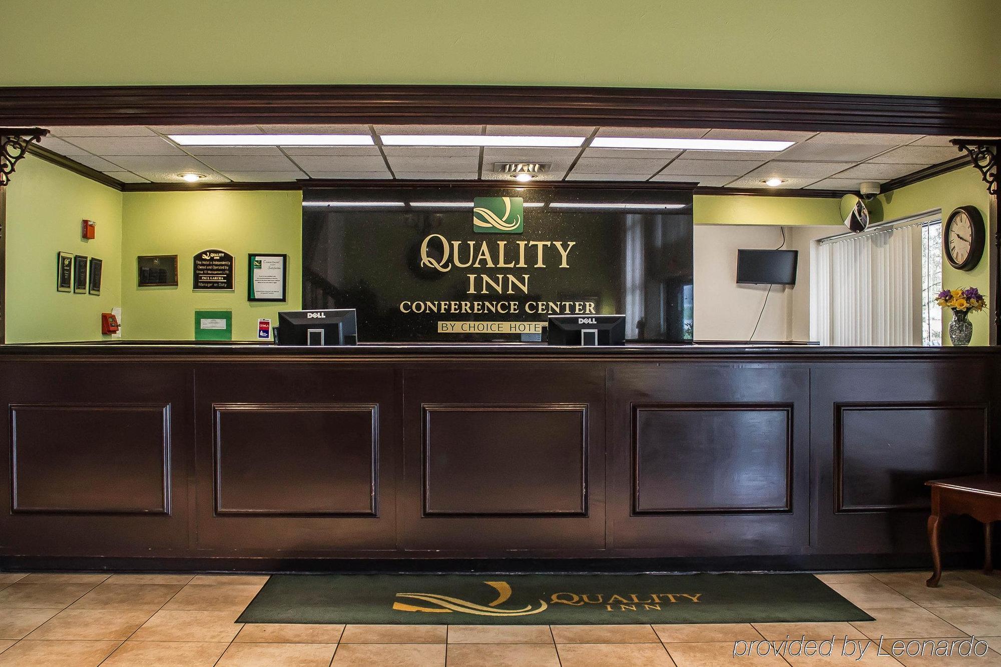 Quality Inn & Conference Center Akron Buitenkant foto