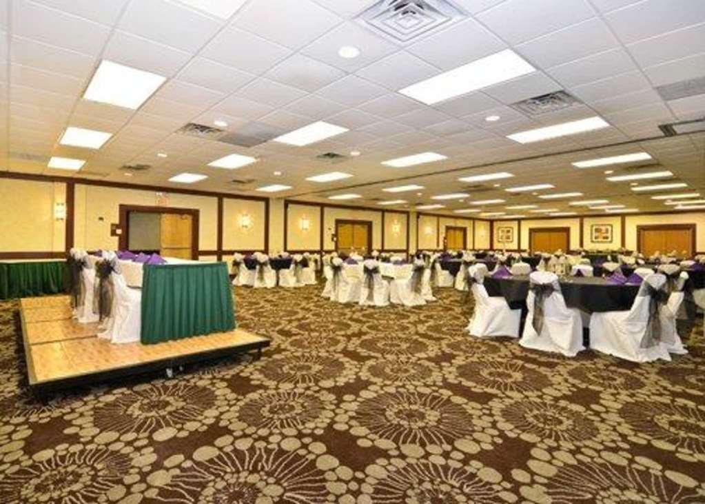 Quality Inn & Conference Center Akron Restaurant foto